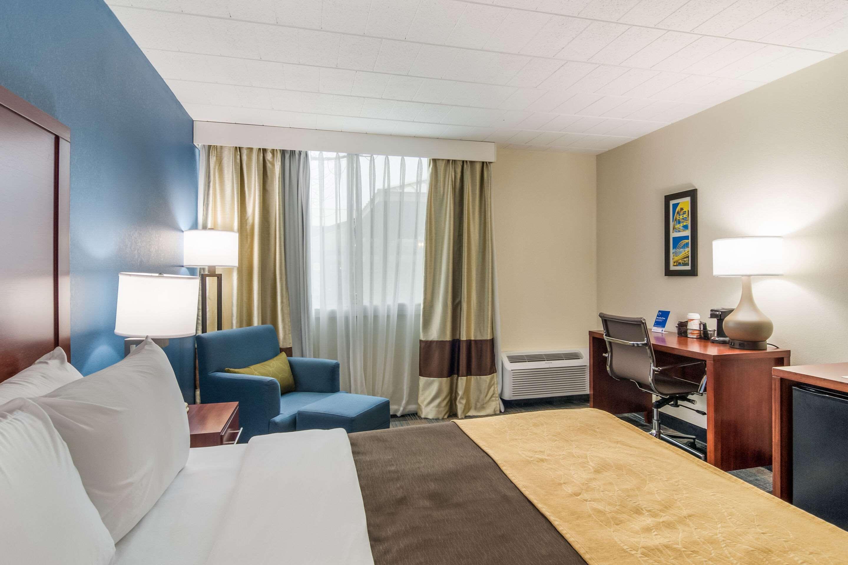 Mainstay Suites Verona Exterior photo