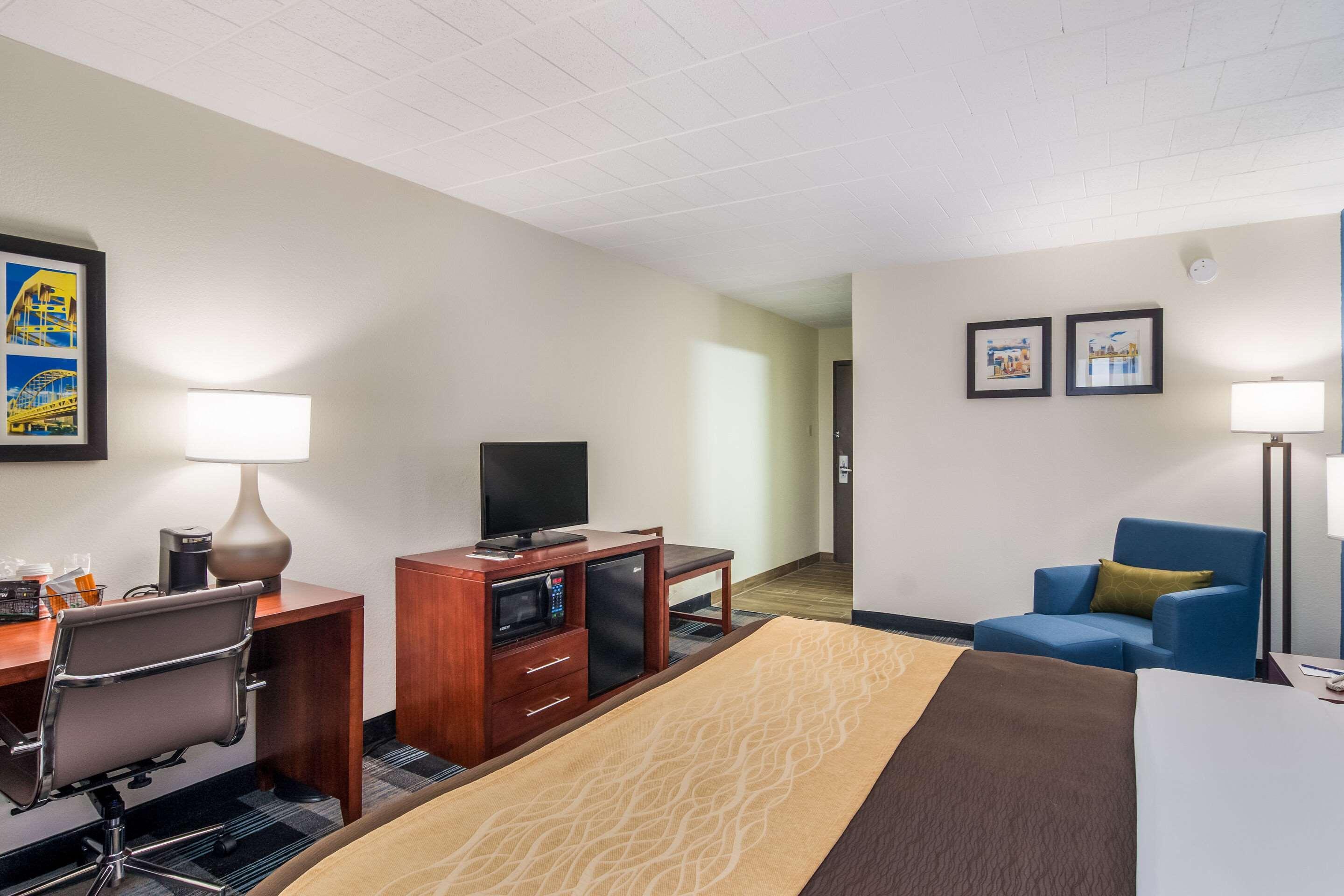 Mainstay Suites Verona Exterior photo