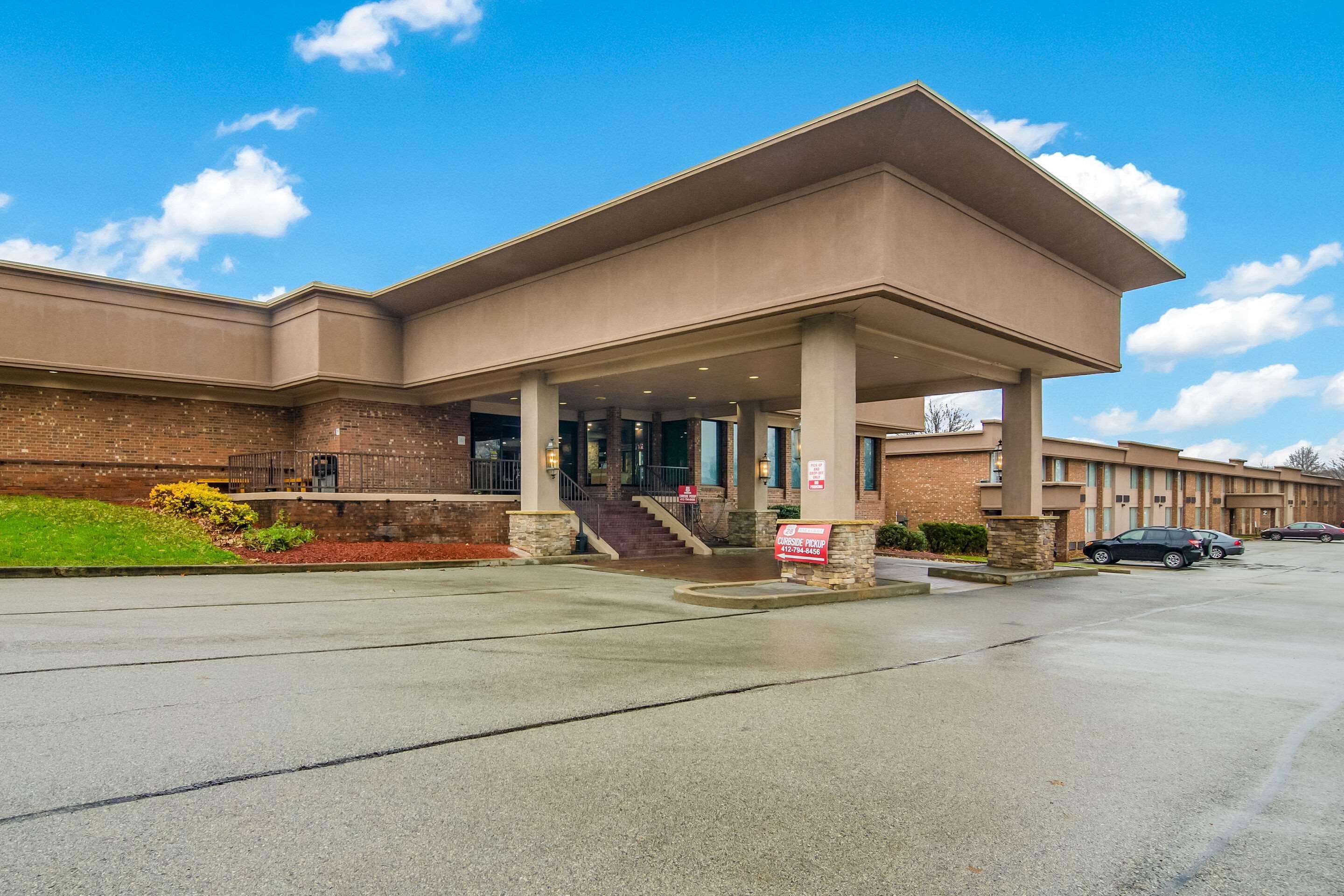 Mainstay Suites Verona Exterior photo